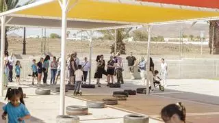 Educación mantiene al final los cincos grupos en quinto de Primaria en el CEIP Costa Teguise