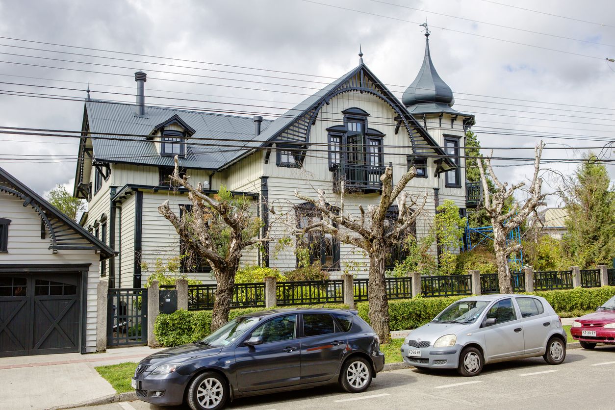 Puerto Montt, Chile, ciudad de Puerto Varas. Casa de estilo alemán.