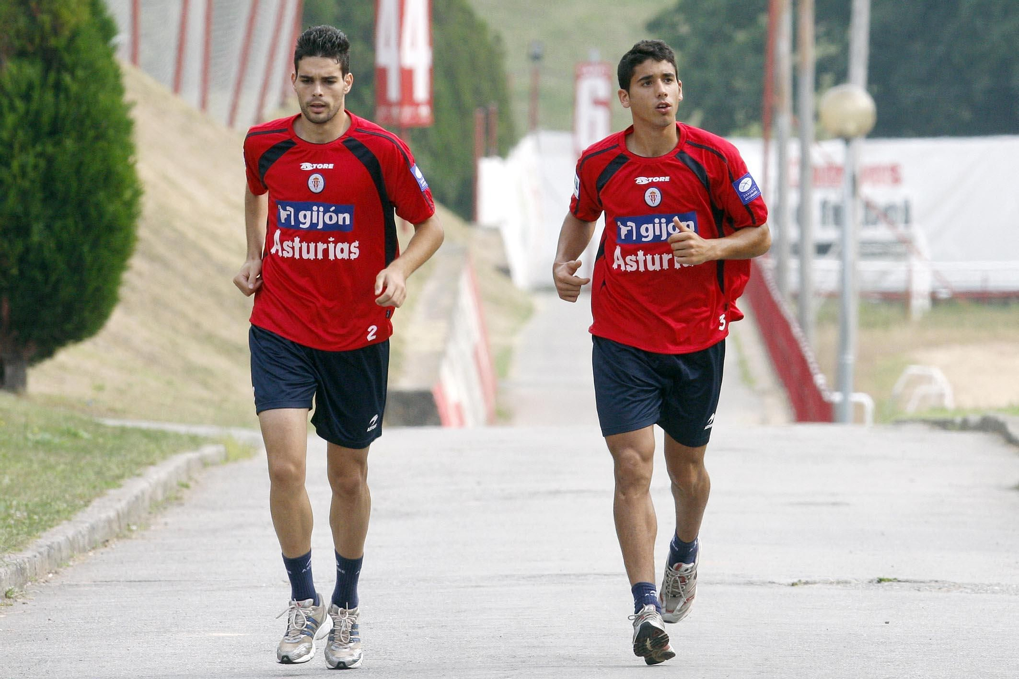 En imágenes: un repaso visual a la trayectoria de José Ángel "Cote" en el Sporting