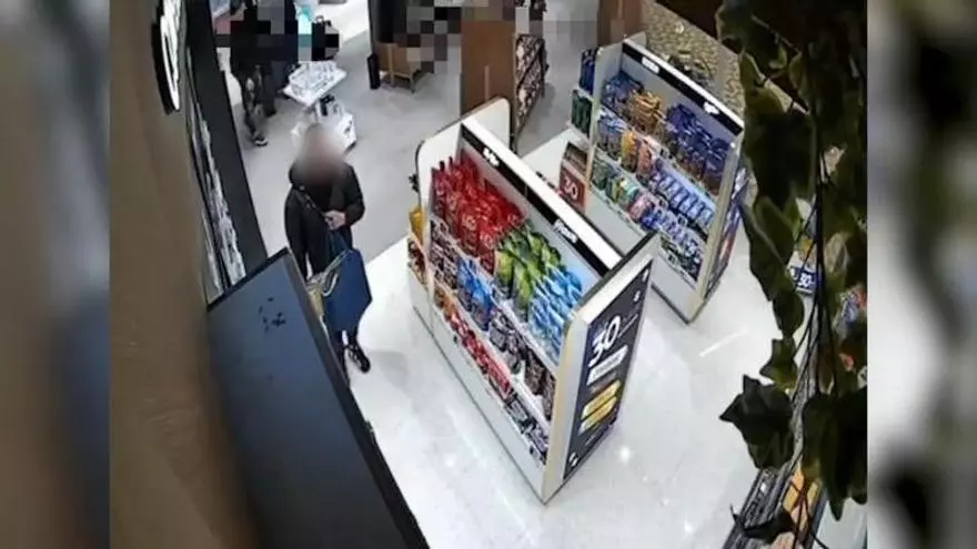 Desarticulada una organización criminal, con sede en A Coruña, Lituania y Rumanía, que cometía robos en comercios de aeropuertos