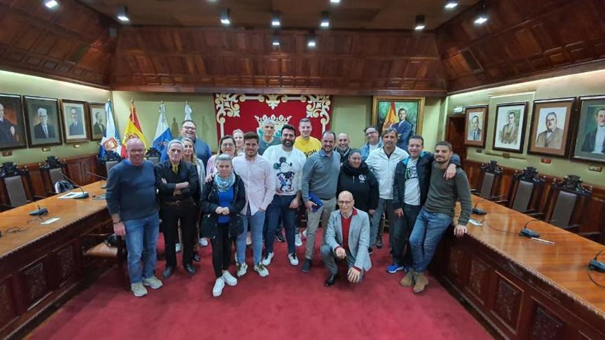 Fotografía de familia al término de la reunión de la Comunorte el pasado lunes.