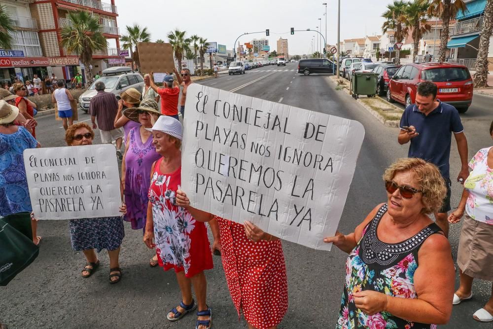 Protesta de los vecinos de San Roque