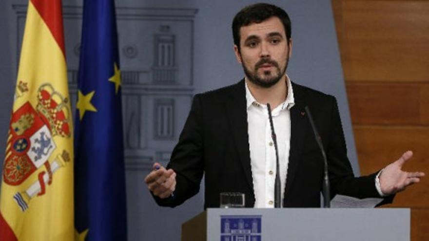 Garzón: "No vamos a participar en el teatro de CDC y PP"