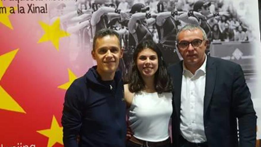 Ricard Planiol, Sandra Sotillo i Josep Sagués, ahir durant la presentació de la campanya a Olot.