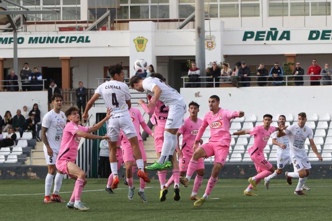 Galería de imágenes del partido entre la Peña y el Espanyol B