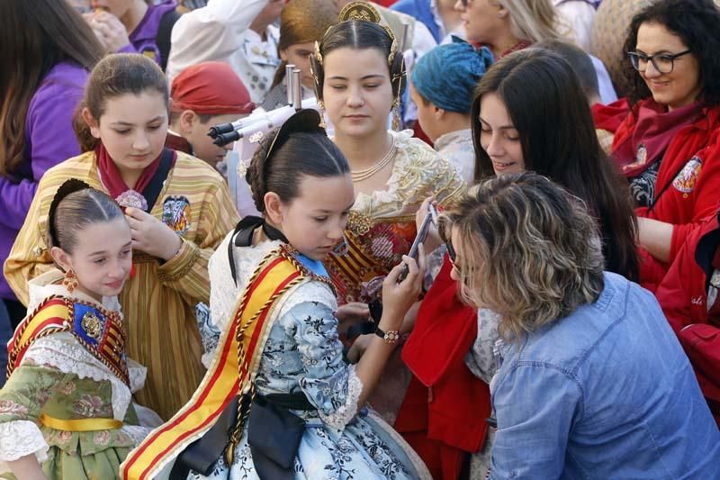 La Diputació de València recibe a las comisiones falleras