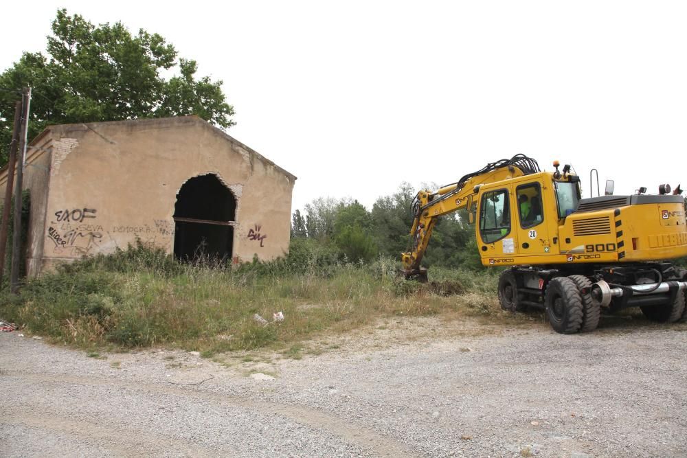 Enderrocs estació de tren de Peralada