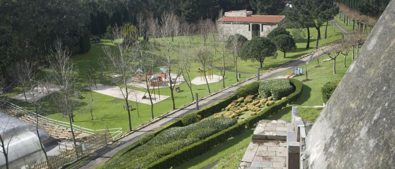 Vista del parque de Monticaño. |   // J. ROLLER