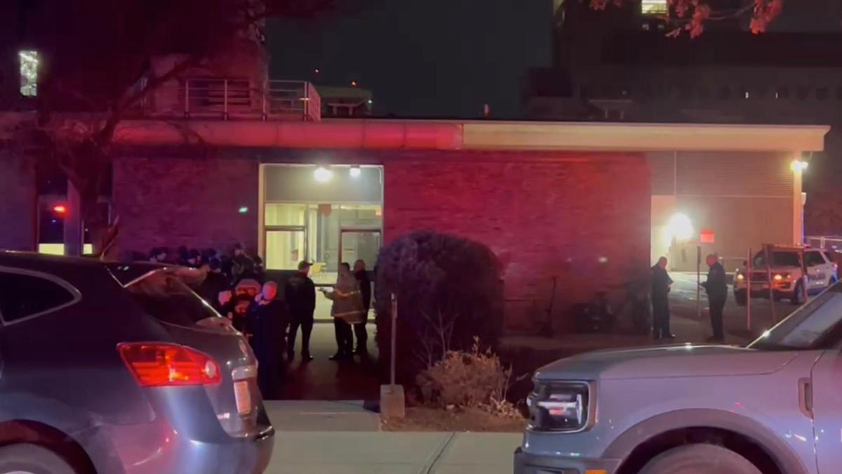 Rhode Island'daki prestijli Brown Üniversitesi'nin kampüsünde aktif bir silahlı saldırı bildirildi