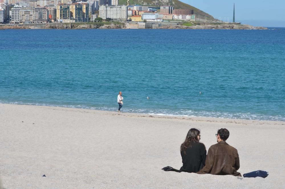 Aire cálido y cielo despejado en A Coruña