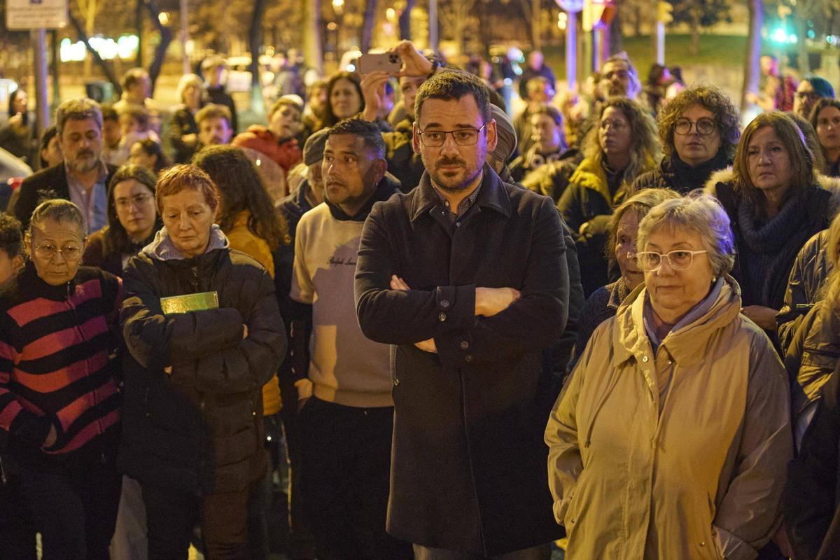 Les fotos de la concentració de rebuig a l'agressió de l'home sensellar de Girona