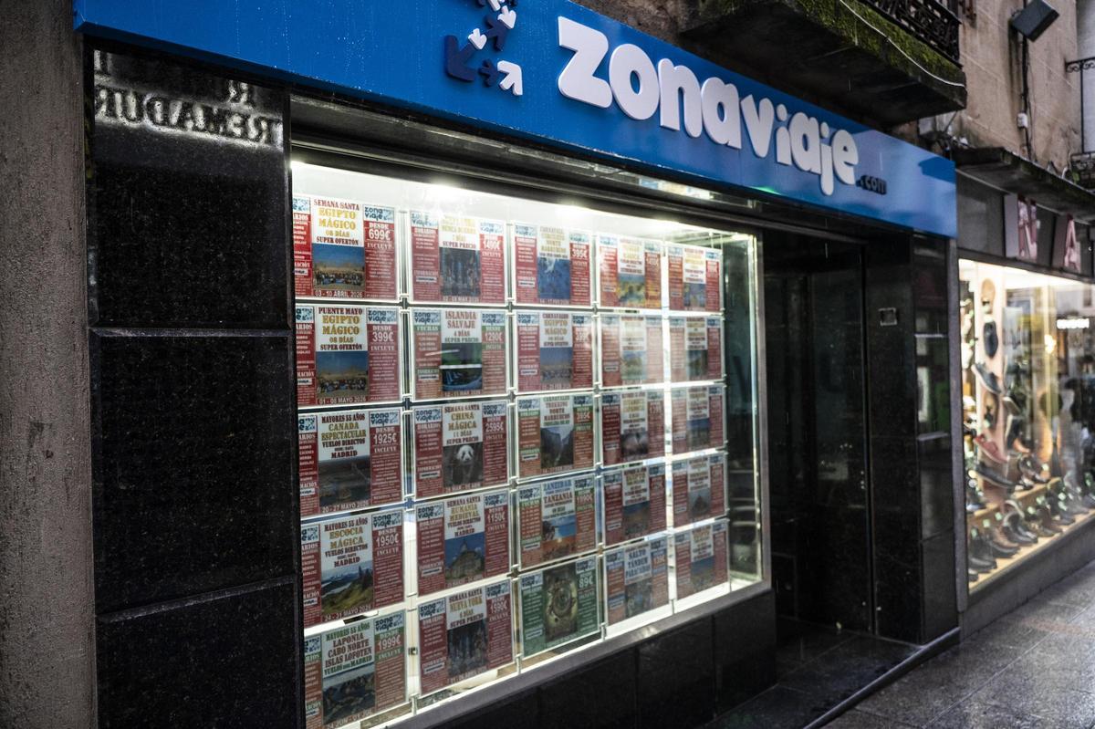 Nueva agencia de viajes.