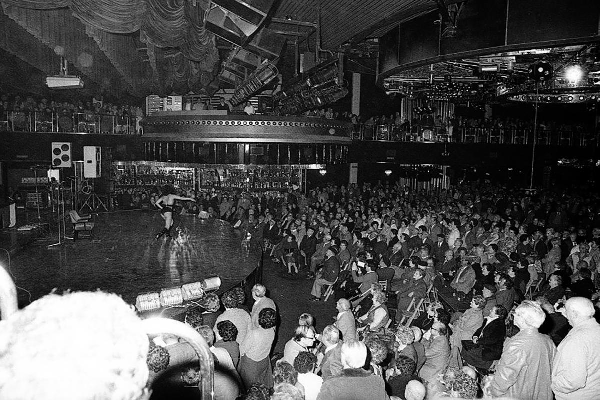 Espectáculo para personas mayores, en la Big Ben, en los años 80