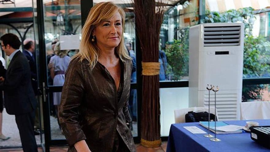 La delegada del Gobierno en Madrid recibe el alta hospitalaria