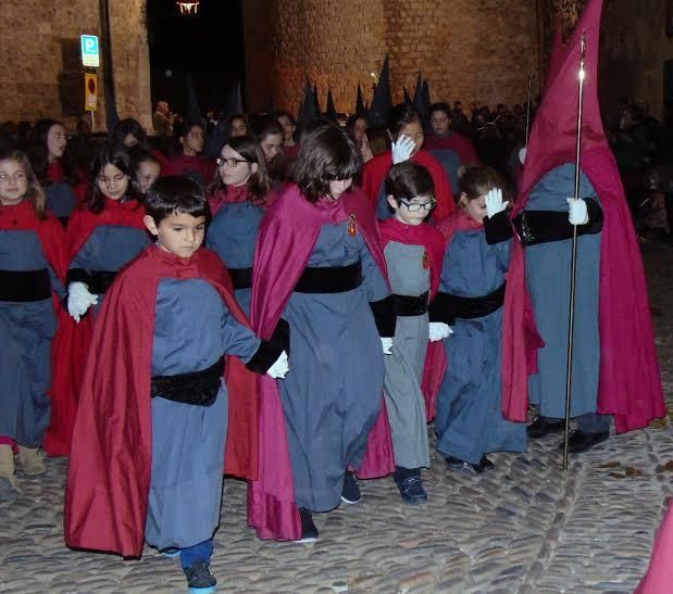 Els Manaies lliuren el penó a Benet Rovira