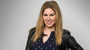 La cantant andalusa interpreta ’Incondicional’ en acústic per a EL PERIODICO