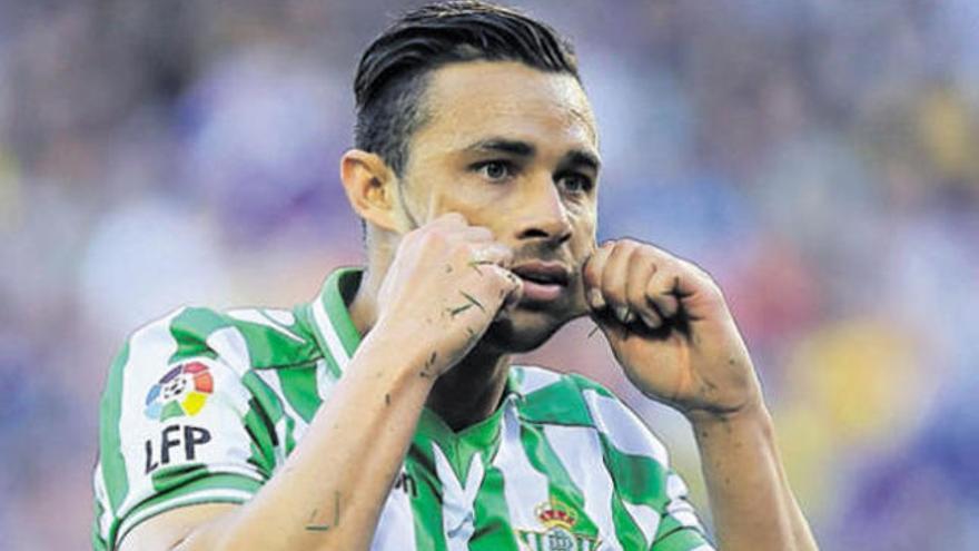 Rubén Castro celebrando un gol.