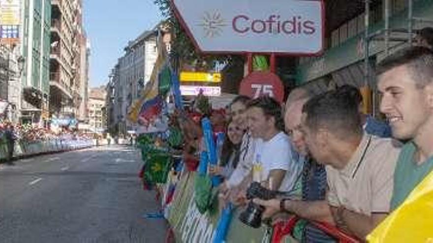Oviedo se volcó con la llegada de la Vuelta