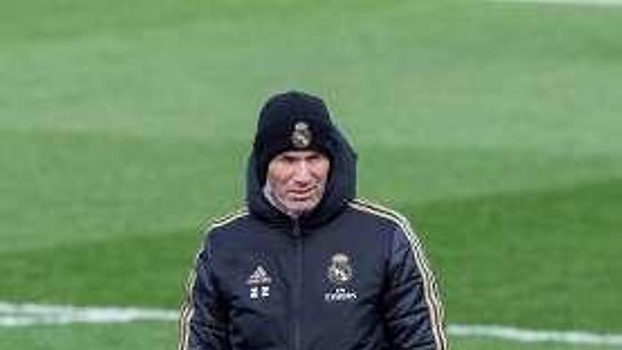 Zinedine Zidane, ayer, en el entrenamiento.