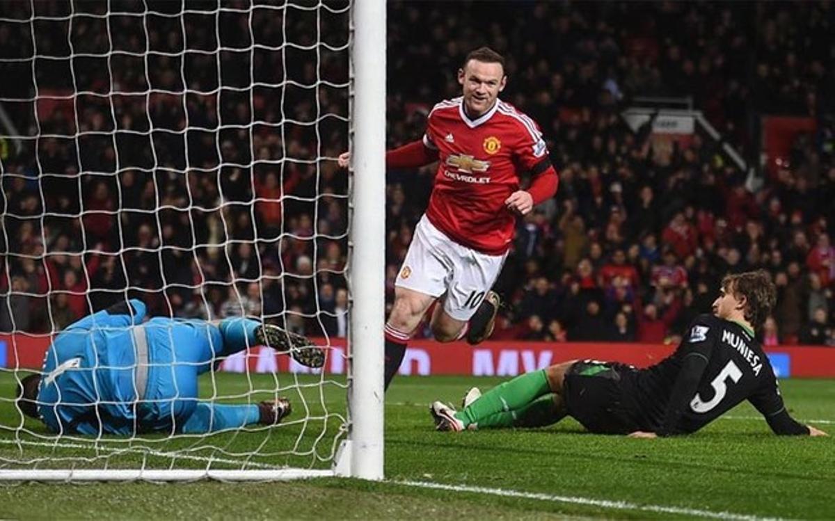 Rooney marcó el tercero del United