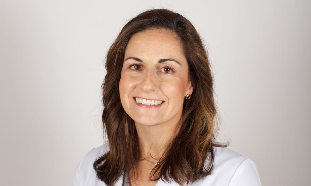 Begoña Arnott, ginecóloga de Ginemed FIV4 Asturias.