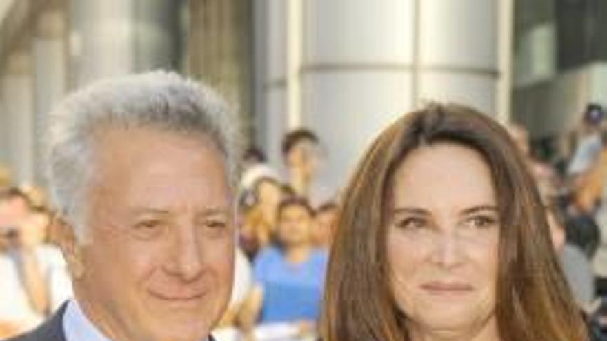 El actor Dustin Hoffman y su mujer Lisa.
