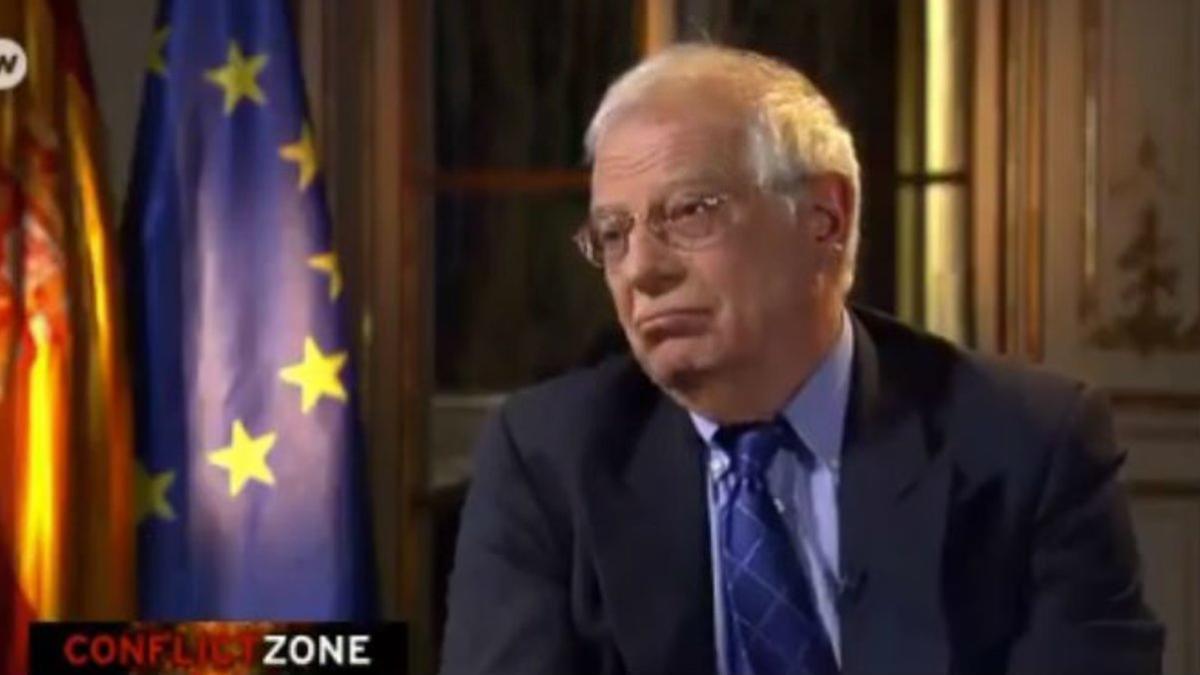 Borrell, durante un momento de la entrevista en el programa 'Conflict Zone' de la cadena DW News.