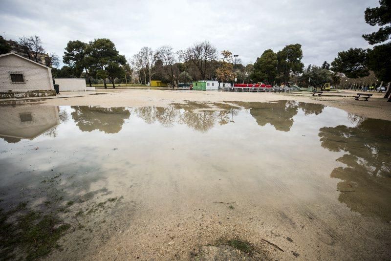 La lluvia suspende la cincomarzada