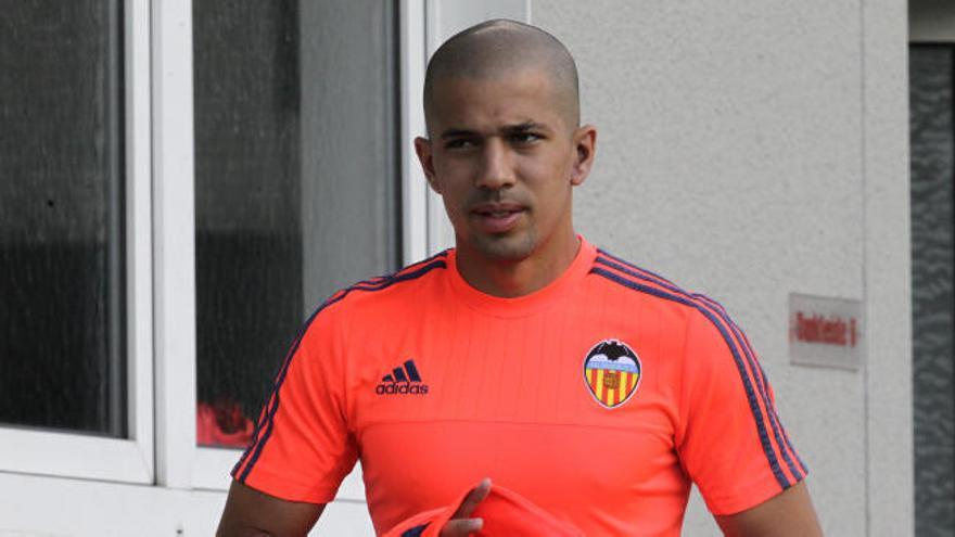 Feghouli, más difícil de lo previsto