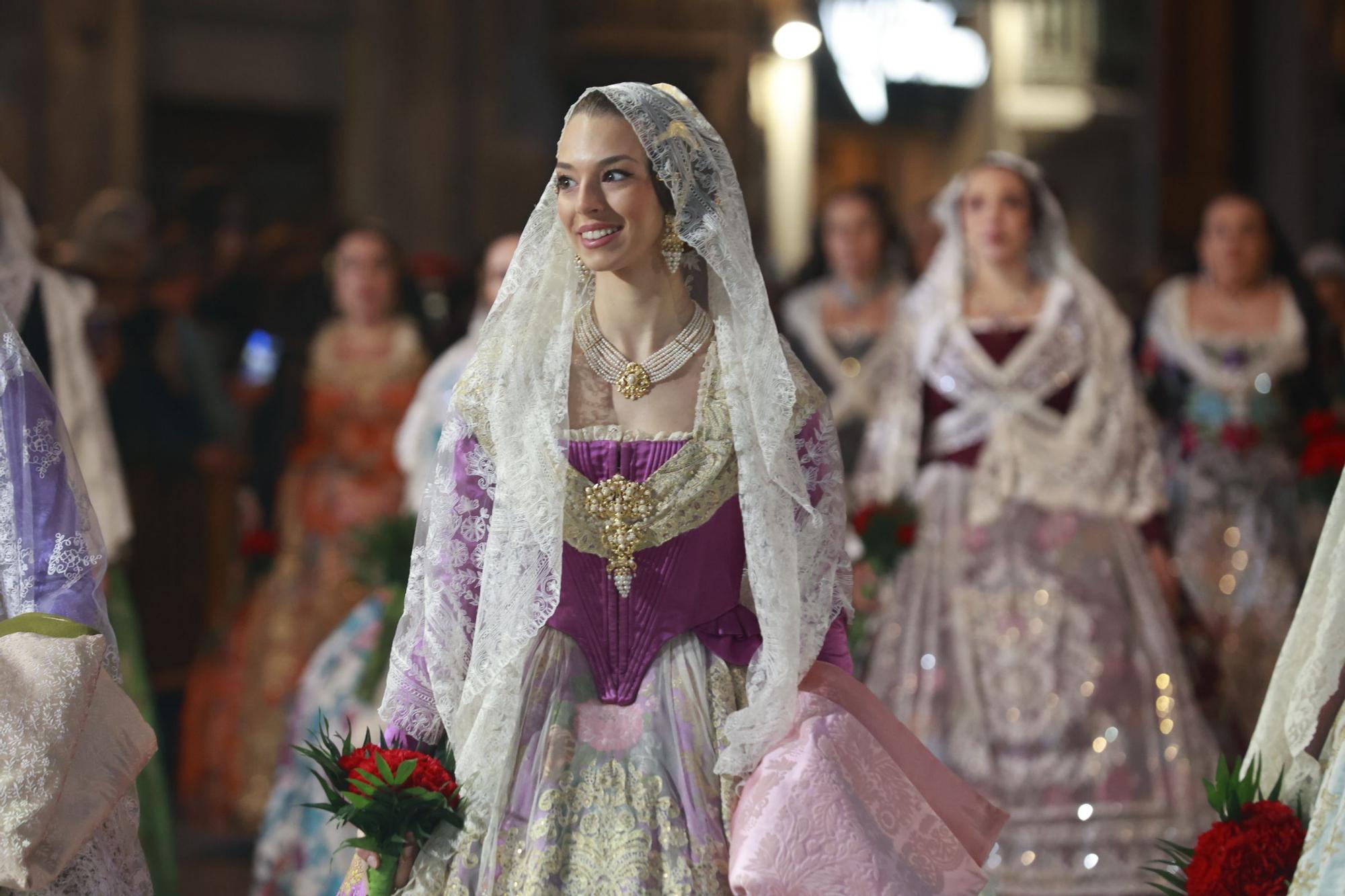 Búscate en el segundo día de ofrenda por la calle Quart (entre las 19:00 a las 20:00 horas)