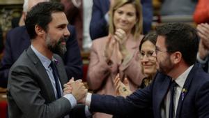 L’independentisme aplaudeix l’absolució de Roger Torrent i de la Mesa del Parlament