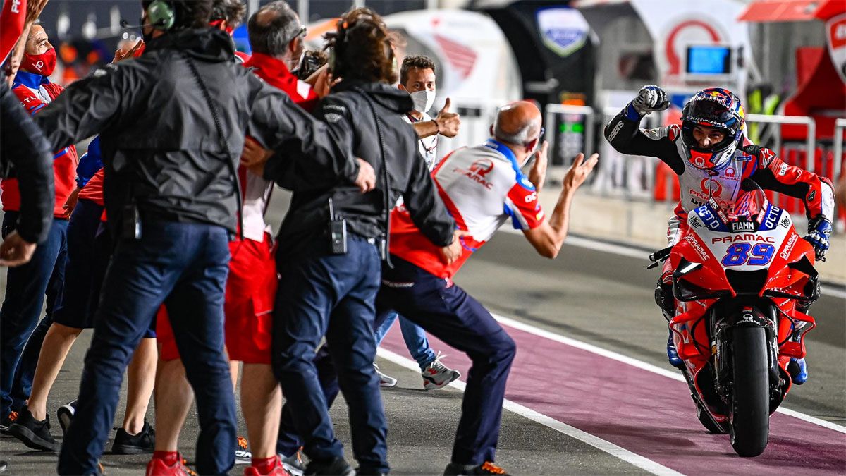 Jorge Martin celebra su tercer puesto en la carrera de Doha