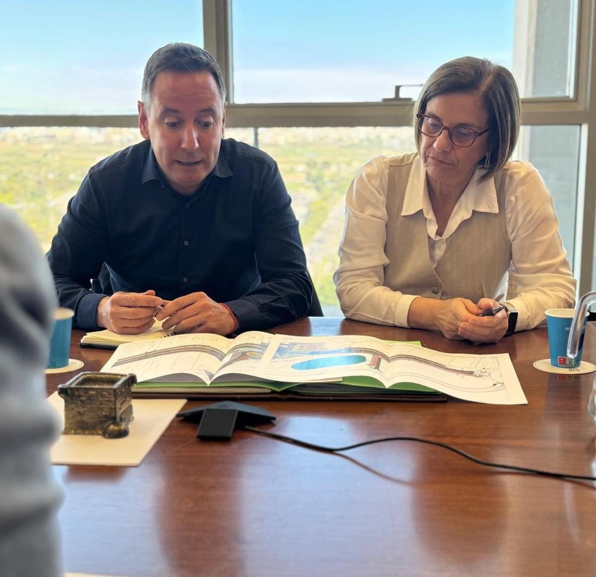 El alcalde Sergi Ruiz durante la reunión con Martínez Mus.