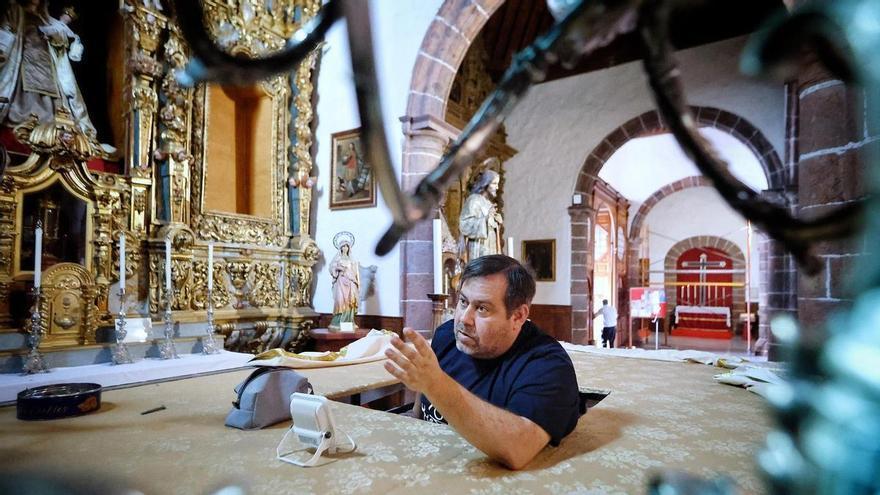 На Тенеріфе готуються до візиту Папи Римського: понад тисячу волонтерів долучилися до організації події