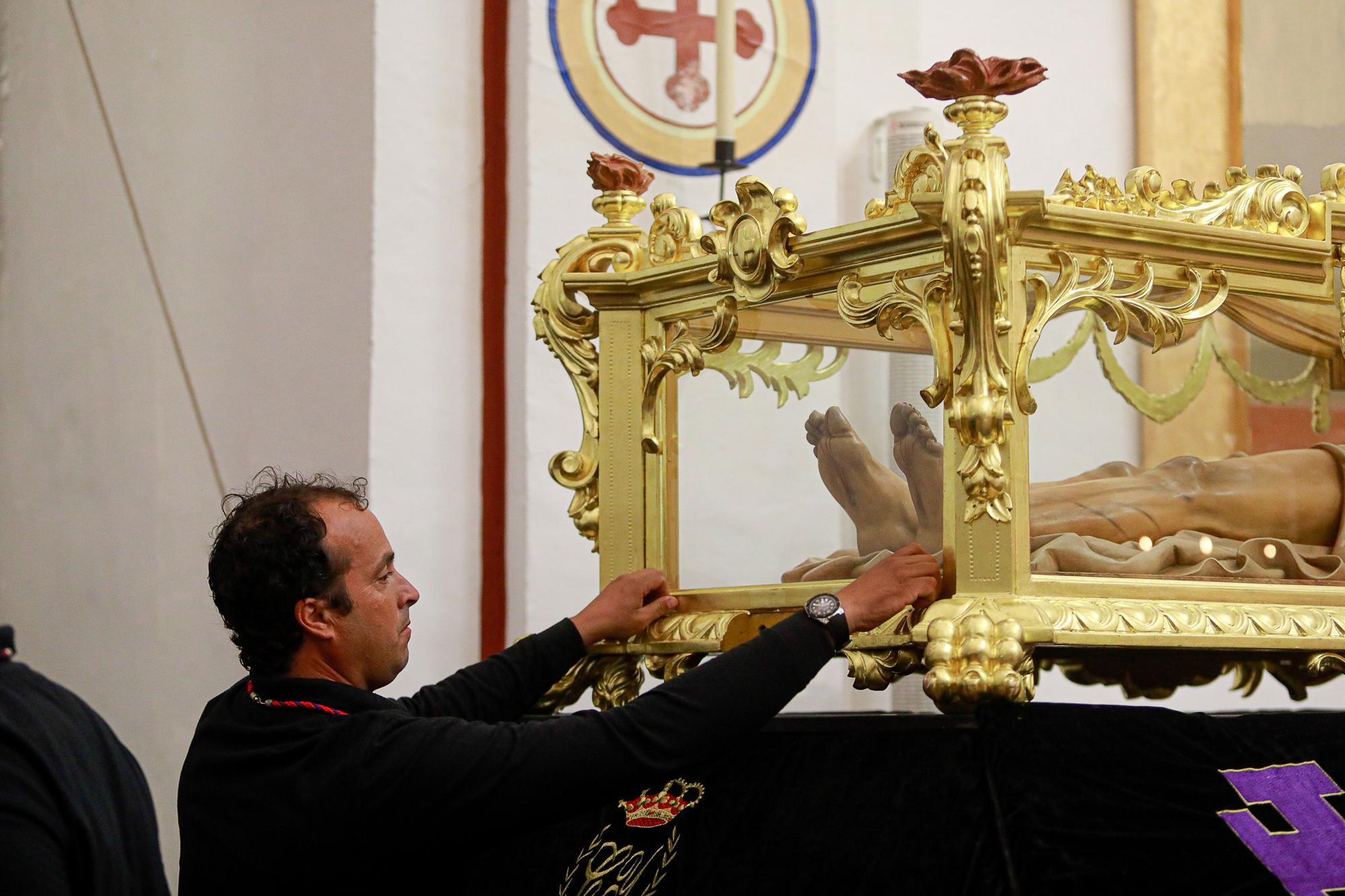 Así se vive el Martes Santo en Ibiza