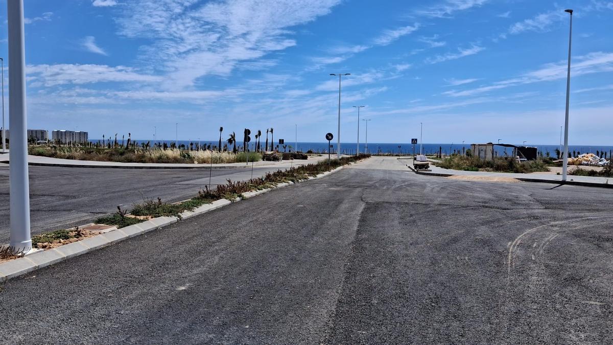 Así está la fase final de urbanización de Cala Mosca en Orihuela Costa