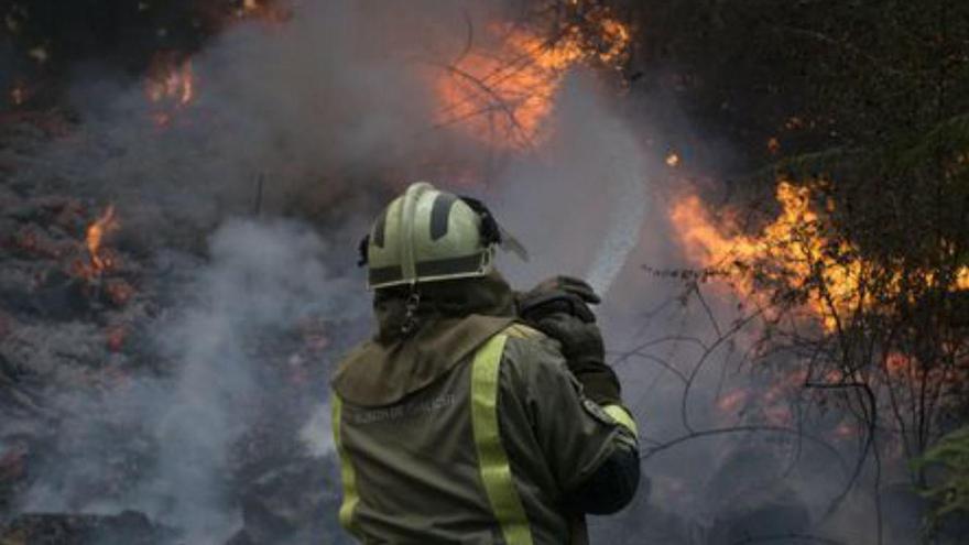 Un hombre de 101 años, condenado por plantar fuego en una finca de Quintela de Leirado