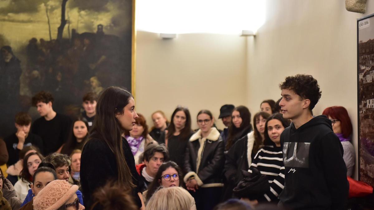 VIDEO | 25N: Plasencia aúna juventud y compromiso para honrar a las mujeres asesinadas por violencia de género