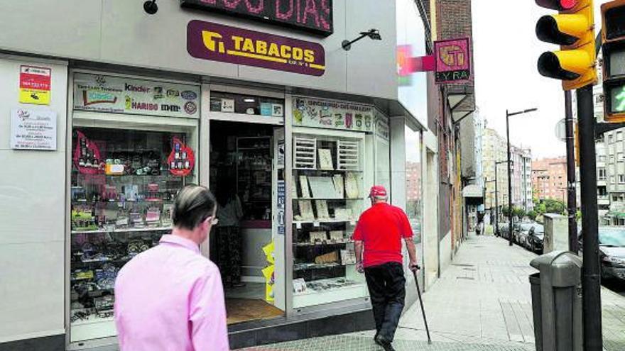 El ladrón del estanco de El Llano, un "viejo conocido" de la Policía por otros robos - Vimarsana News
