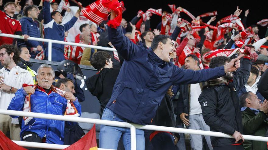 El derbi revive con rivalidad y mucha tensión | FOTOS: IVÁN URQUIZAR Y PEPE VALERO