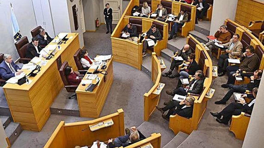 Pleno que se celebró ayer en la Diputación para aprobar el presupuesto.