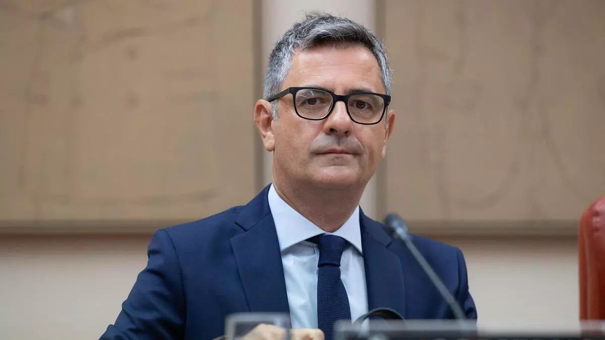 Bolaños: "El Estado está volcado para devolver cuanto antes la normalidad a Ceuta"