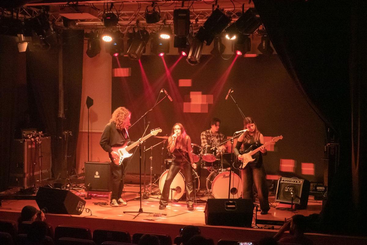 Un proceso de enseñanza del CIFP de Comunicación y Sonido de Langreo