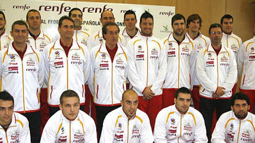 La selección española de balonmano posa en su presentación, dos días antes de iniciar el Mundial. / v. lerena
