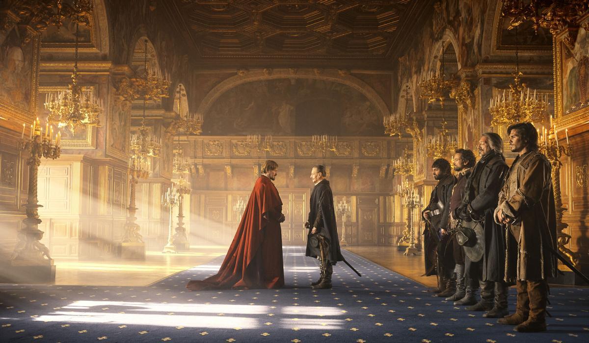 Los Tres Mosqueteros con l François Civil (D'Artagnan) y l Vincent Cassel (Athos)