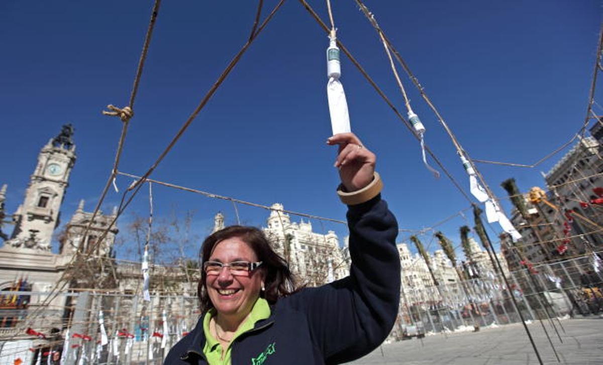 La pirotécnica Reyes Martí, protagonista en las jornadas culturales de Na Robella
