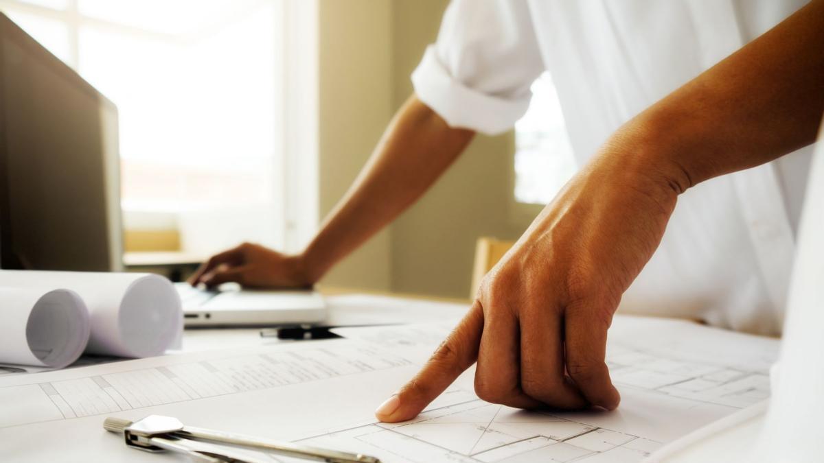 La figura del arquitecto técnico es imprescindible para la rehabilitación de edificios.