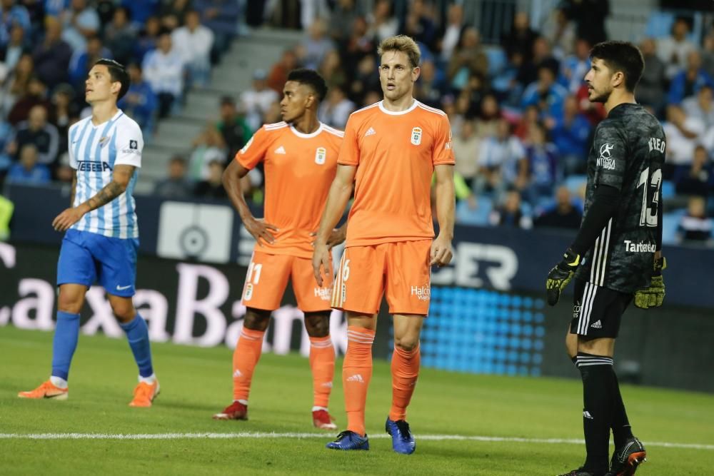 El partido entre el Málaga y el Oviedo, en imágenes