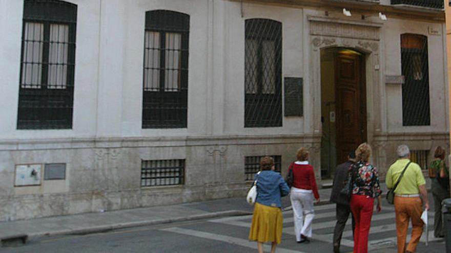 Primero. El edificio de la clínica Gálvez, el primero en pasar la inspección de edificios.