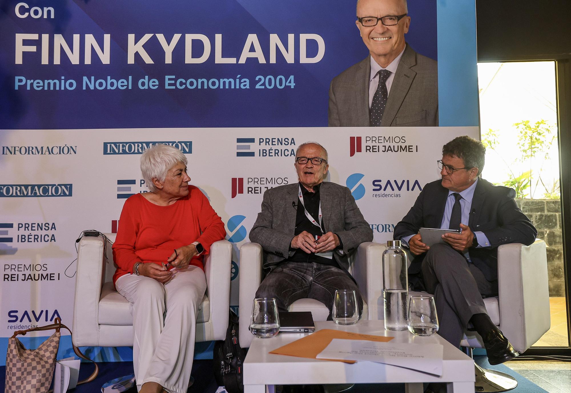 Desayuno coloquio premio Nobel economía Finn Kydland